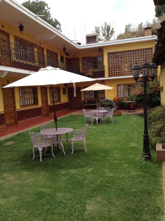 Posada De La Salud Пацкуаро Экстерьер фото